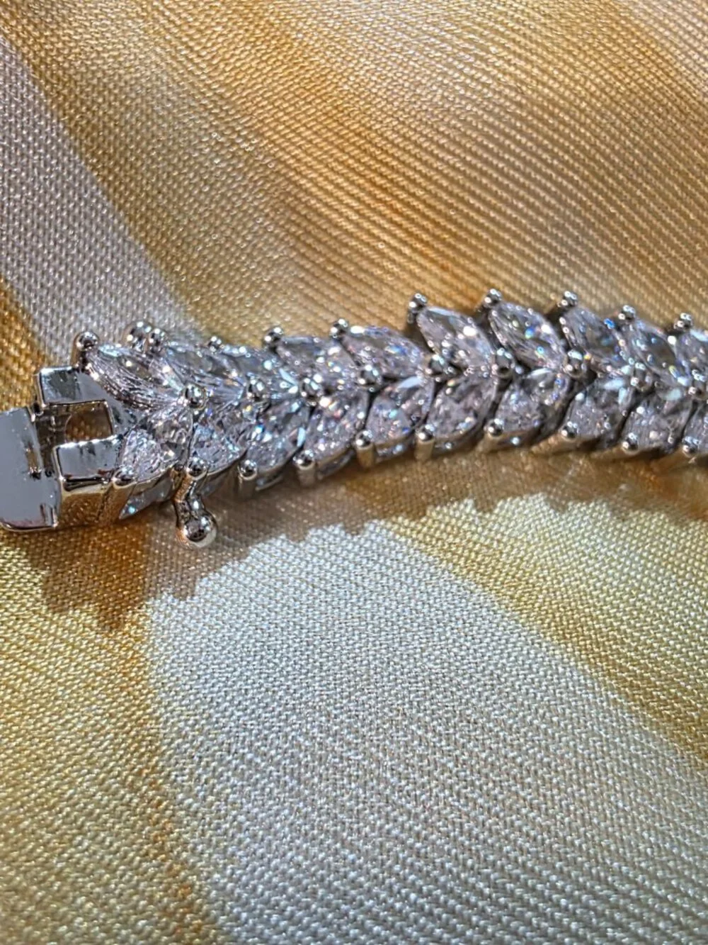 Frieda Rothman-Cubic Zirconia bracelet-NWOT